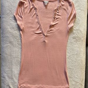 Guess top